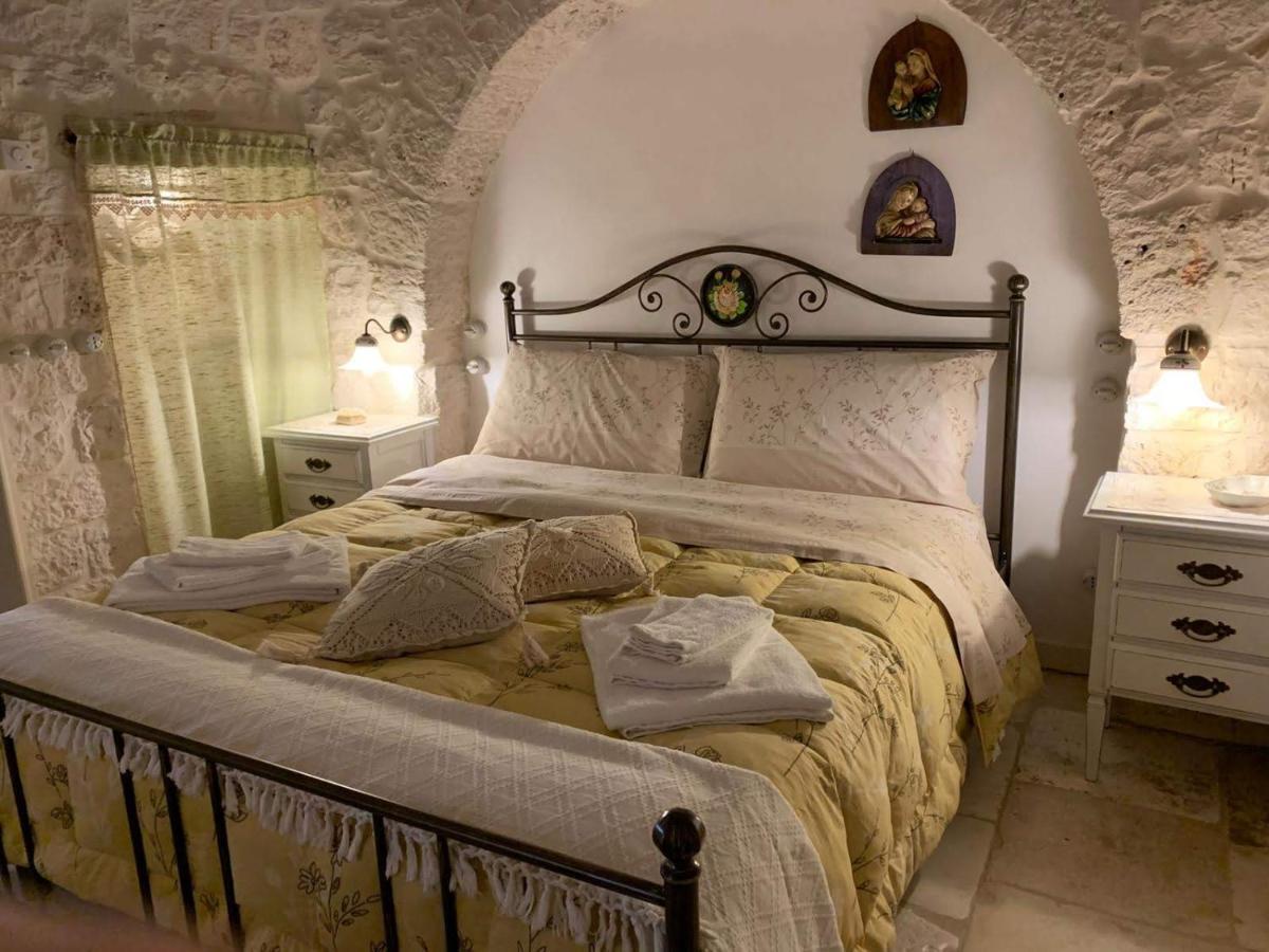 Trulli Occhi Di Pietra Lägenhet Alberobello Exteriör bild