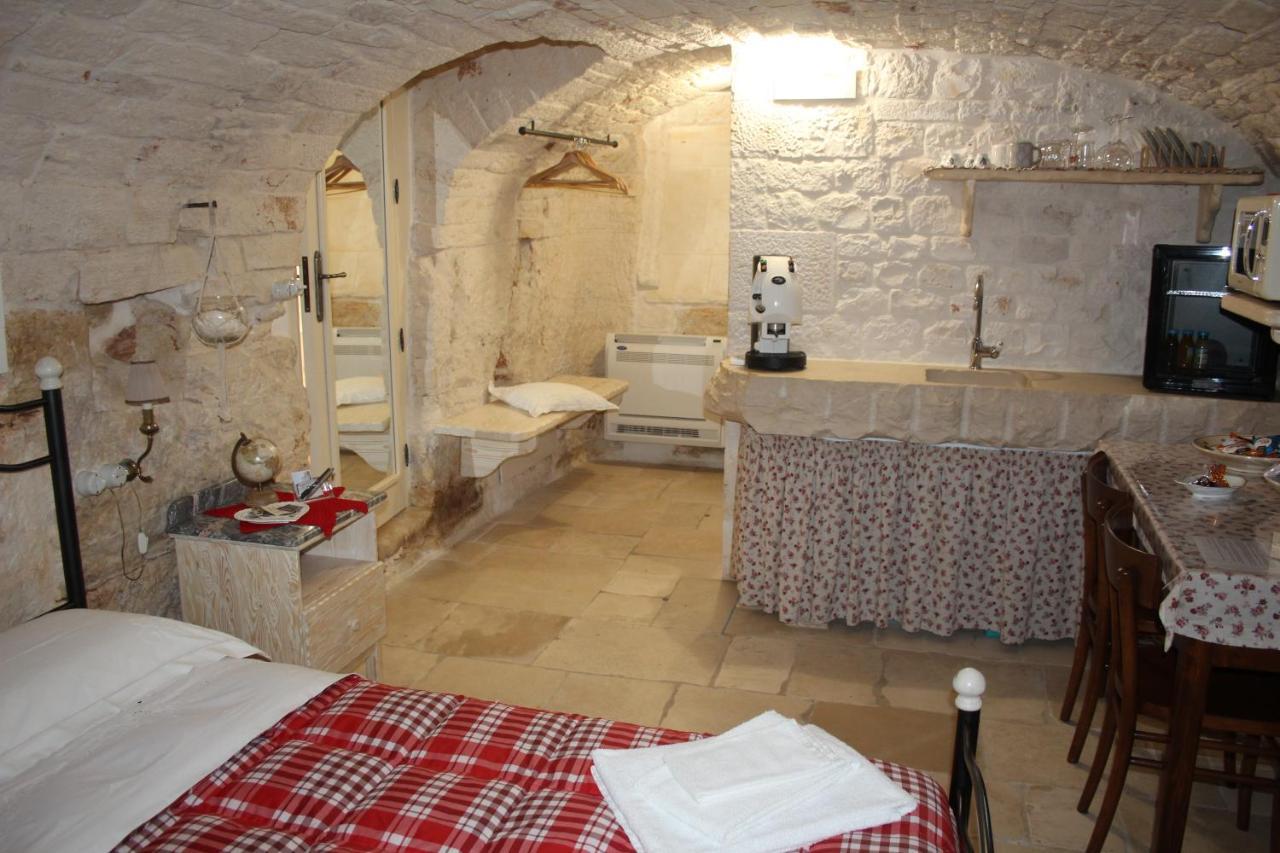 Trulli Occhi Di Pietra Lägenhet Alberobello Exteriör bild