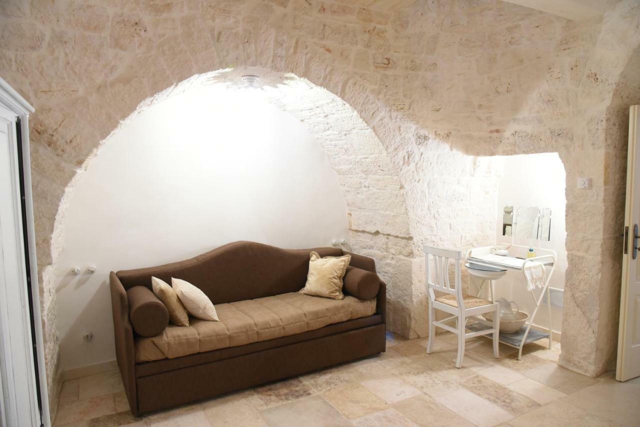 Trulli Occhi Di Pietra Lägenhet Alberobello Exteriör bild