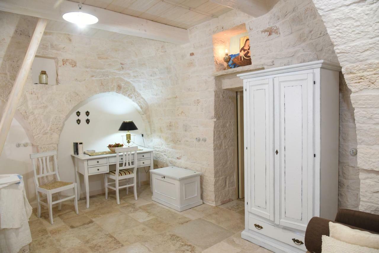 Trulli Occhi Di Pietra Lägenhet Alberobello Exteriör bild