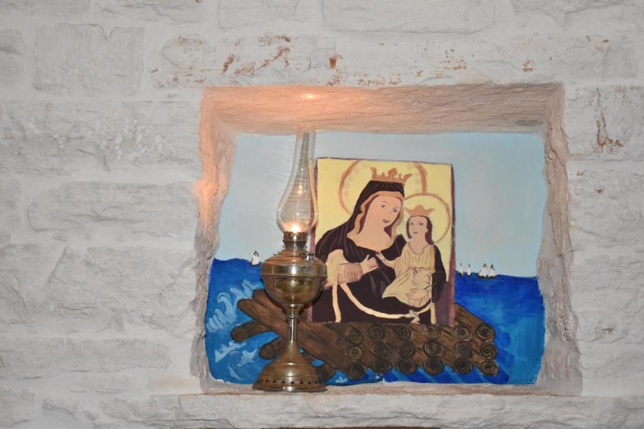 Trulli Occhi Di Pietra Lägenhet Alberobello Exteriör bild